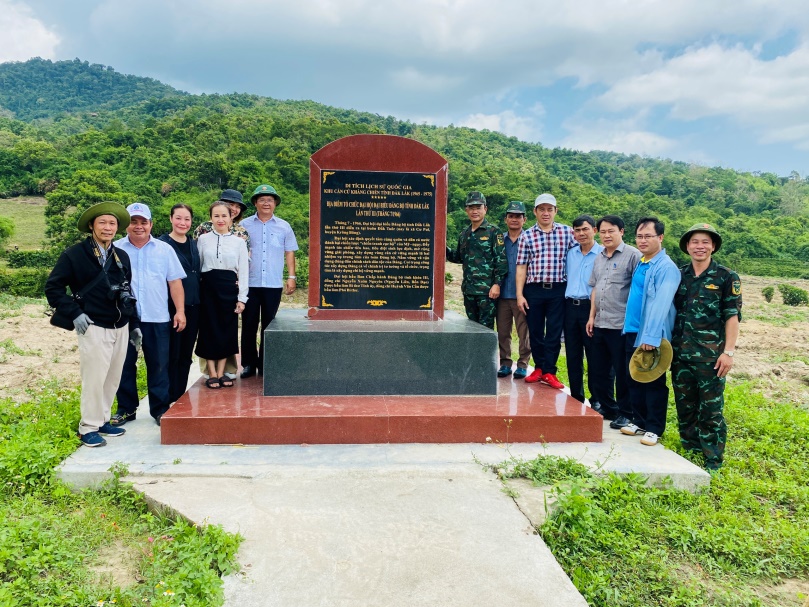 Đoàn khảo sát Khu căn cứ kháng chiến tỉnh Đắk Lắk huyện Krông Bông